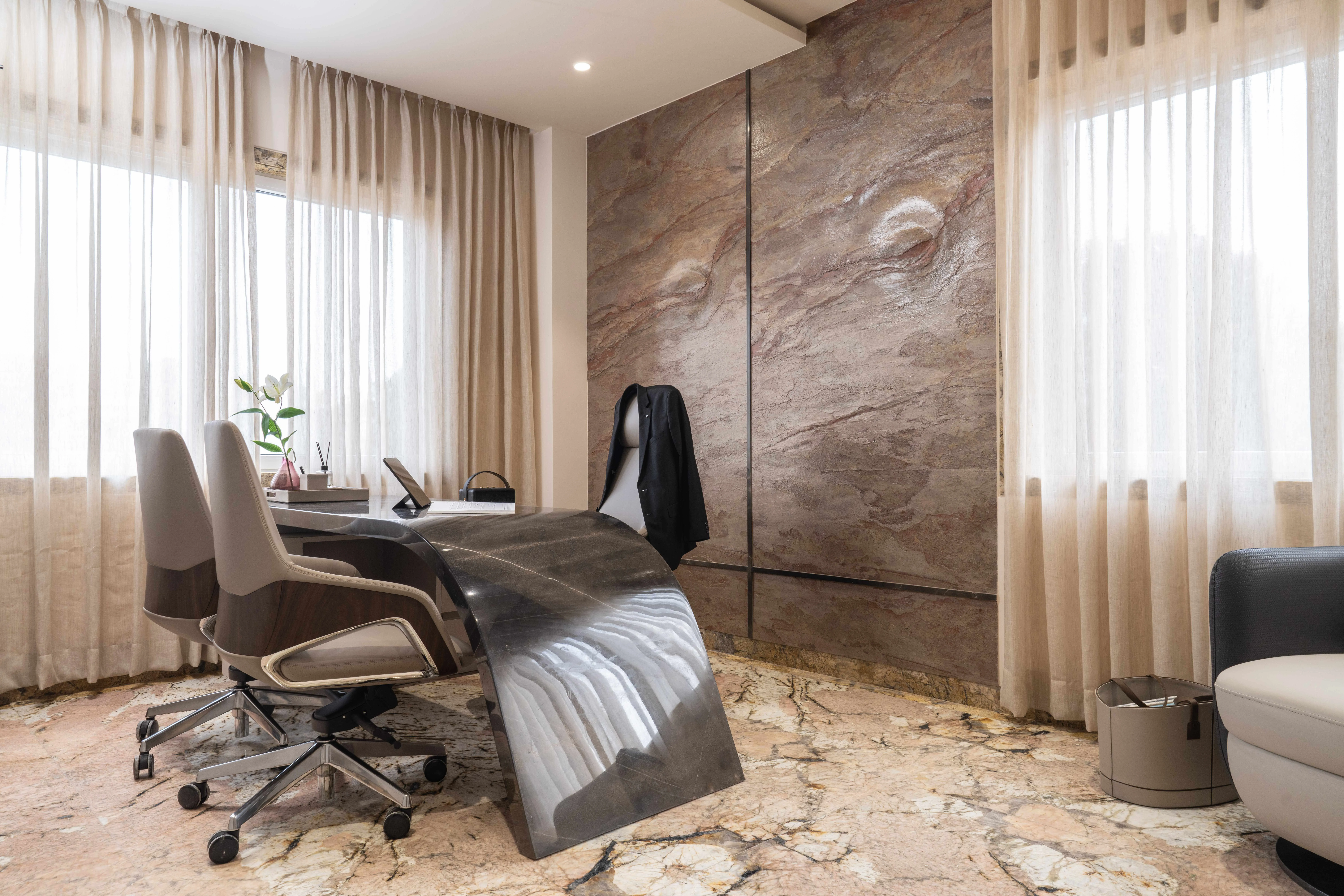 Daujees Office Cabin 3