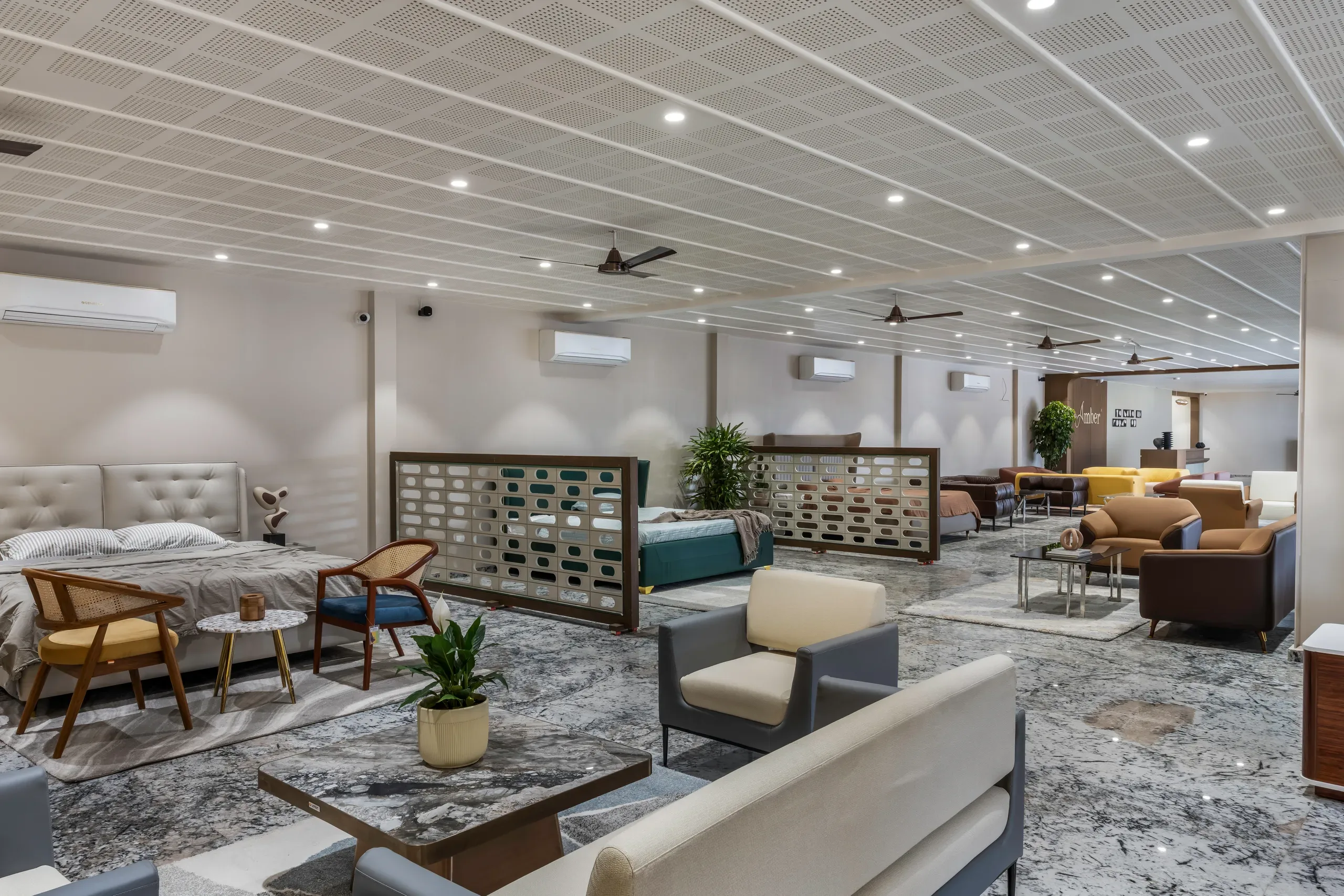 Ambar Industry — AV's Atelier
