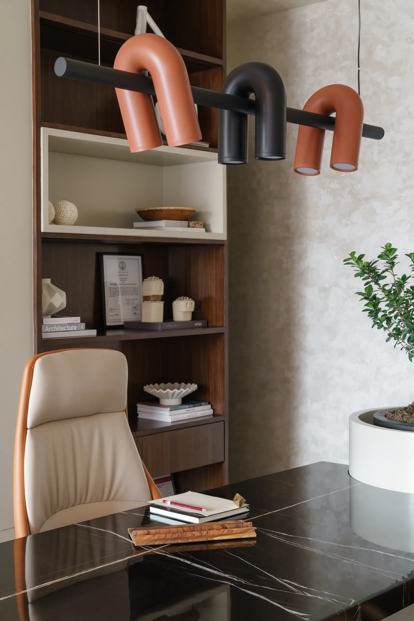 AV's Office — view 3