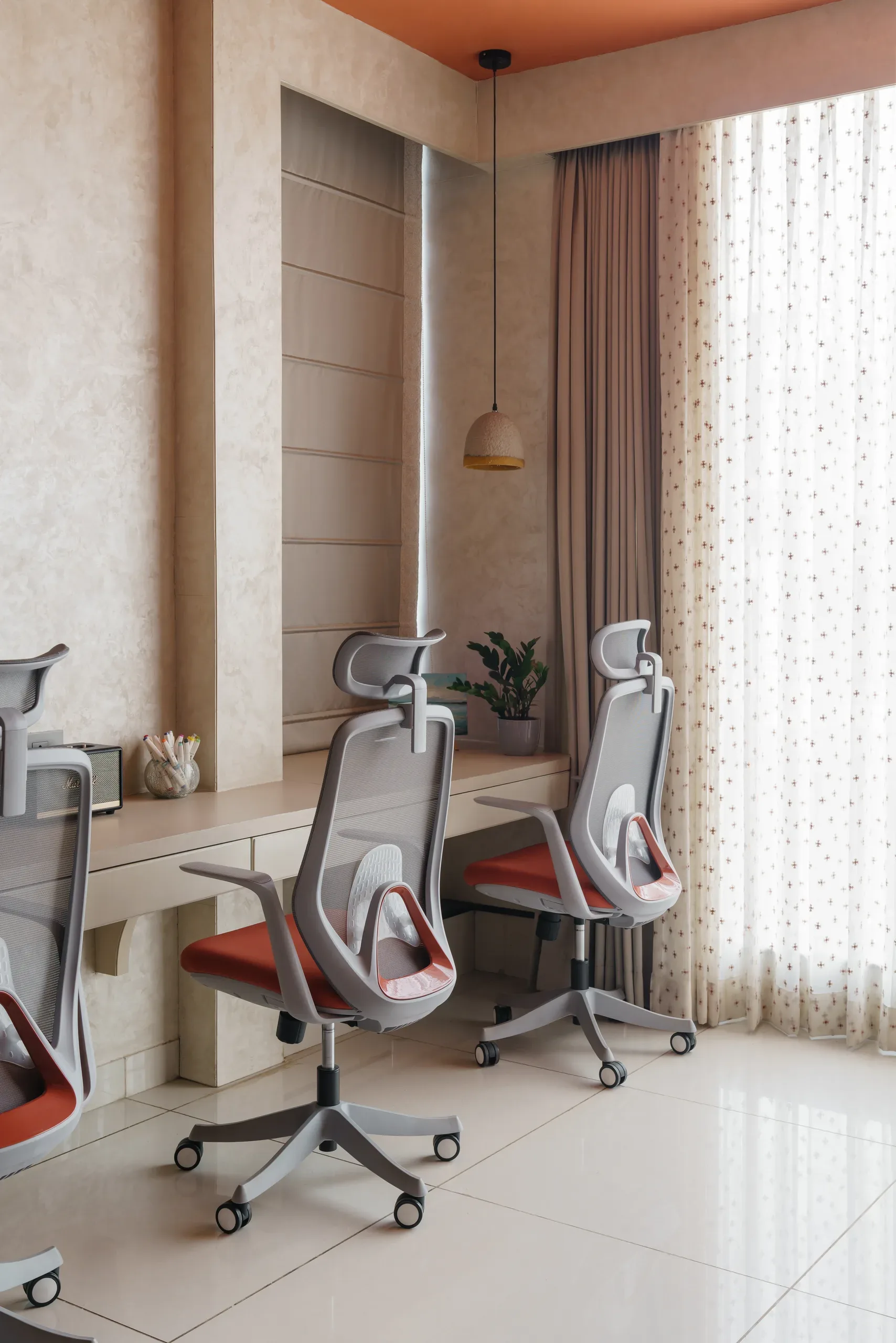 AV's Office — view 9