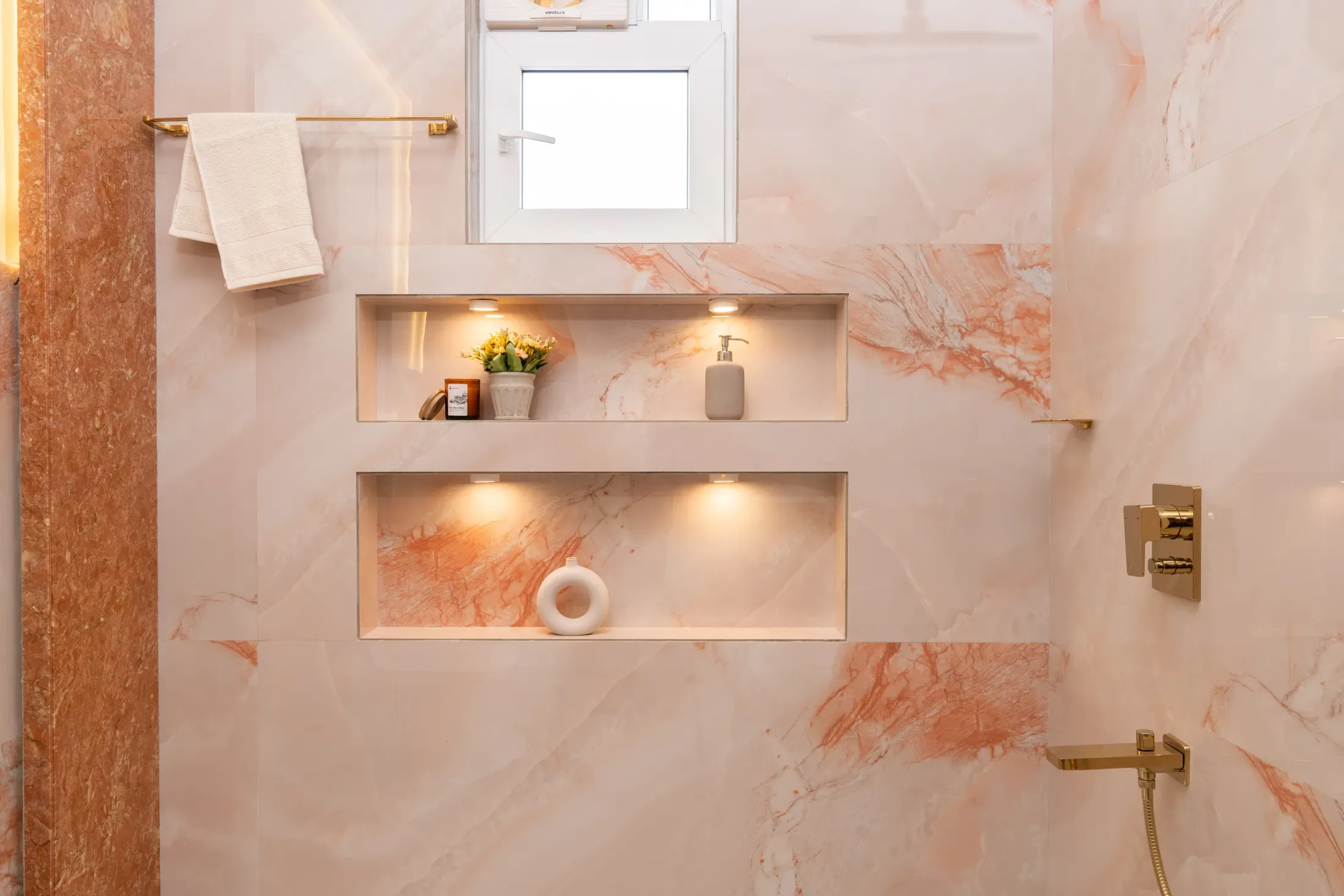 Bedroom in soft, warm tones